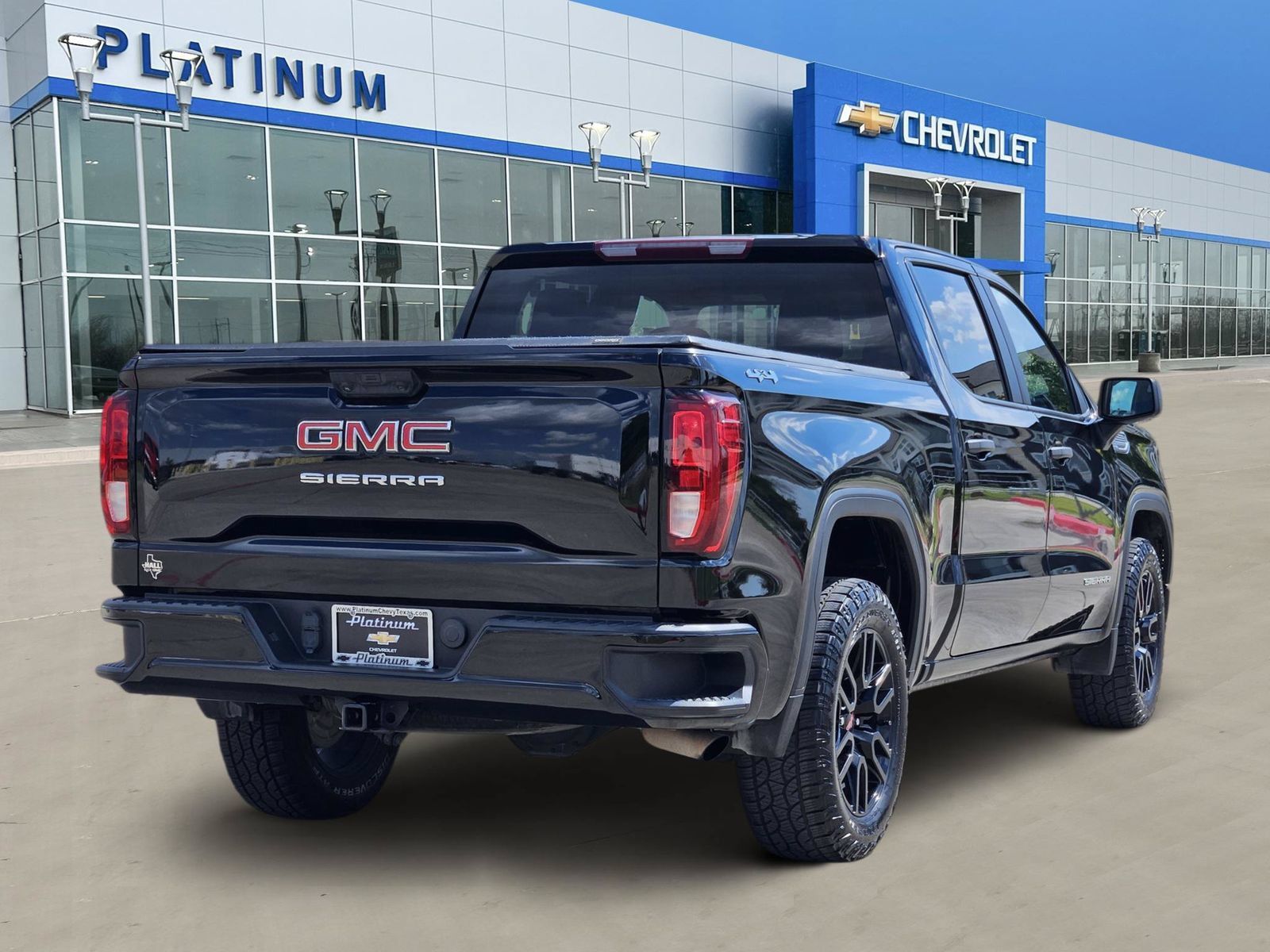Certified 2023 GMC Sierra 1500 Pro w/ Graphite Edition AWD/4WD image 5