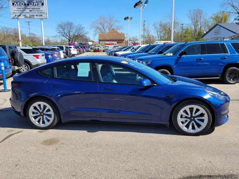 Used 2022 Tesla Model 3 Long Range AWD/4WD image 3