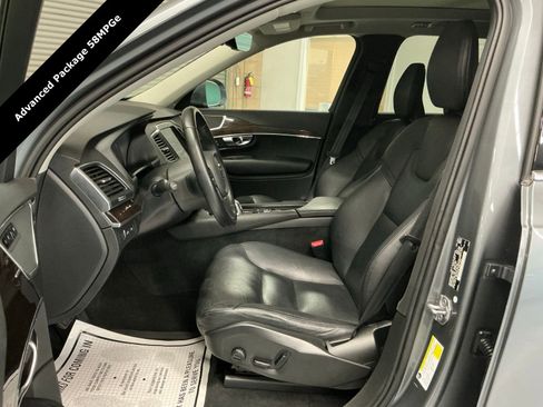 Used 2019 Volvo XC90 T8 Momentum w/ Advanced Package image 10