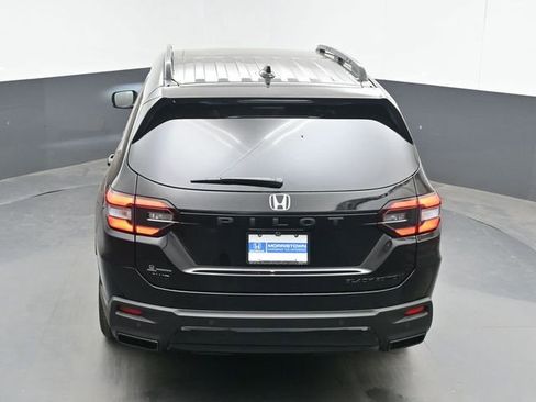 New 2026 Honda Pilot Black Edition image 40