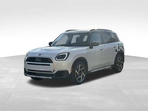 Certified 2025 MINI Cooper Countryman S AWD/4WD image 9