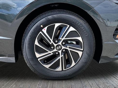 New 2026 Hyundai Sonata Blue FWD image 13