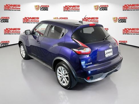 Used 2016 Nissan Juke SV AWD/4WD image 2