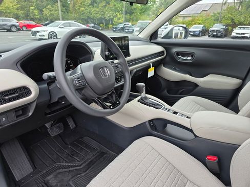 New 2026 Honda HR-V LX image 11