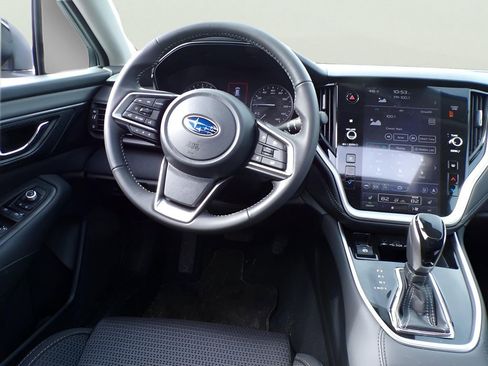 Certified 2025 Subaru Outback Premium image 15