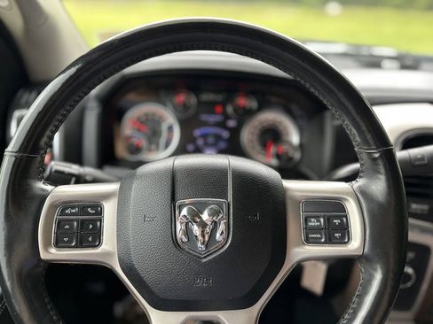 Used 2017 RAM 2500 Laramie AWD/4WD image 16