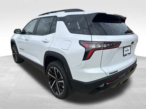 New 2026 Chevrolet Equinox RS image 3