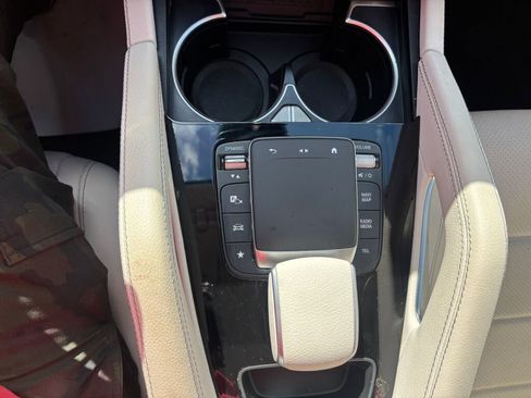 Used 2024 Mercedes-Benz GLE 450e 4MATIC image 22