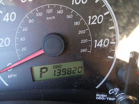 Used 2012 Toyota Corolla LE FWD image 12
