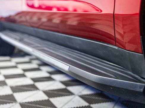 New 2025 Chevrolet Suburban Premier w/ Sun And Tow Package image 18