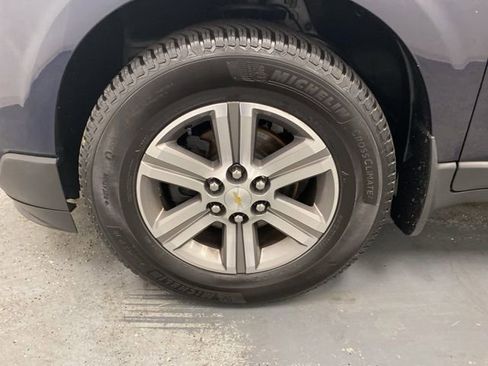 Used 2017 Chevrolet Traverse LT image 29