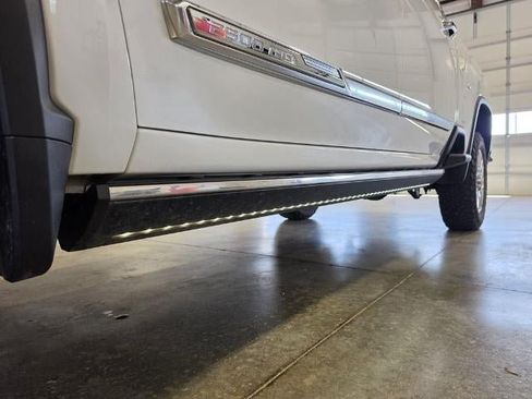 Used 2024 Chevrolet Silverado 2500 High Country w/ Max Trailering Package AWD/4WD image 17