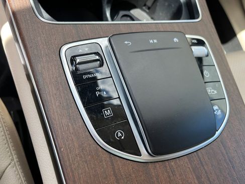 Certified 2022 Mercedes-Benz GLC 300 4MATIC image 23