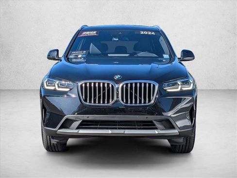 Used 2024 BMW X3 xDrive30i w/ Premium Package w/ZPA AWD/4WD image 2