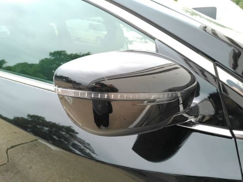 Used 2024 Nissan Murano SV w/ SV Midnight Edition Package FWD image 22