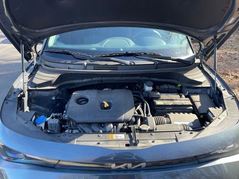 Used 2025 Kia Soul LX w/ LX Technology Package image 25