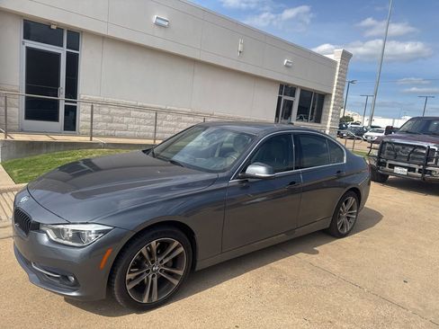 Used 2017 BMW 340i Sedan RWD image 1