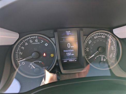 Used 2021 Toyota Tacoma TRD Off-Road w/ Technology Package AWD/4WD image 26