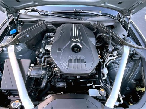 Used 2020 Genesis G70 2.0T w/ Prestige Package image 31