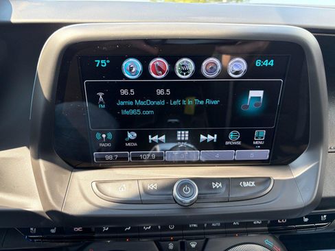 Used 2017 Chevrolet Camaro LT RWD image 14