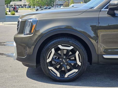 Used 2025 Kia Telluride S AWD/4WD image 6