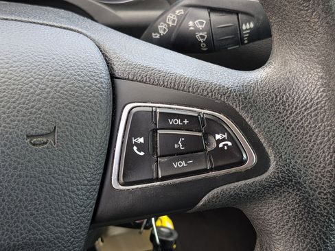 Used 2018 Ford Escape S image 15