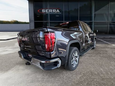 Used 2024 GMC Sierra 1500 SLT w/ SLT Premium Plus Package AWD/4WD image 4