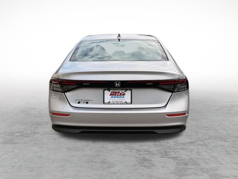 Used 2024 Honda Accord EX image 5