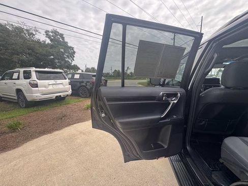 Used 2022 Lexus GX 460 w/ Black Line Special Edition AWD/4WD image 27