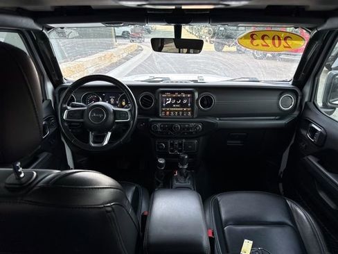Used 2023 Jeep Wrangler Unlimited Sahara w/ Dual Top Group AWD/4WD image 14