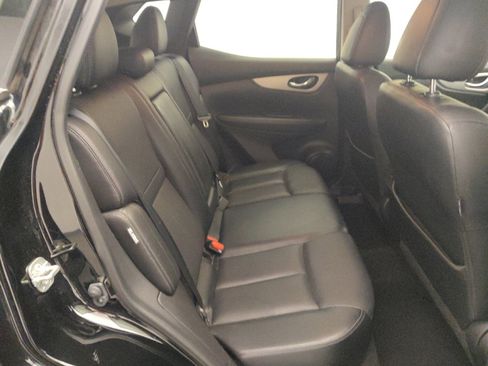 Used 2020 Nissan Rogue Sport SL FWD image 19