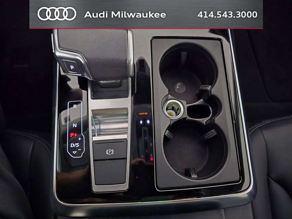 Used 2023 Audi Q8 Premium w/ Convenience Package AWD/4WD image 31
