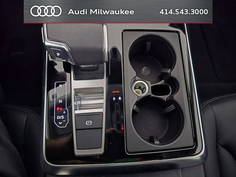 Used 2023 Audi Q8 Premium w/ Convenience Package AWD/4WD image 31