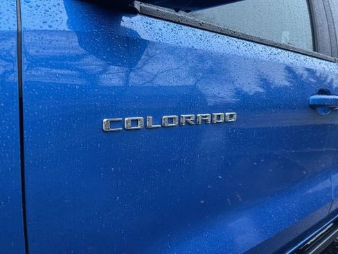 Used 2024 Chevrolet Colorado ZR2 w/ Technology Package image 32
