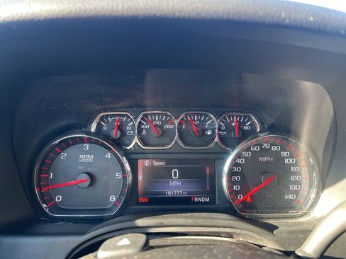 Used 2016 GMC Yukon SLE w/ HD Trailering Package image 11