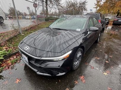 Used 2024 Hyundai Elantra SEL