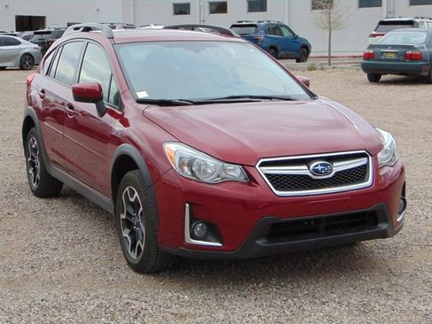 Used 2016 Subaru Crosstrek 2.0i Premium image 8