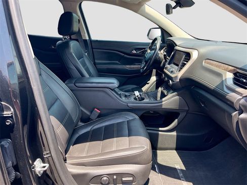 Used 2020 GMC Acadia Denali image 31