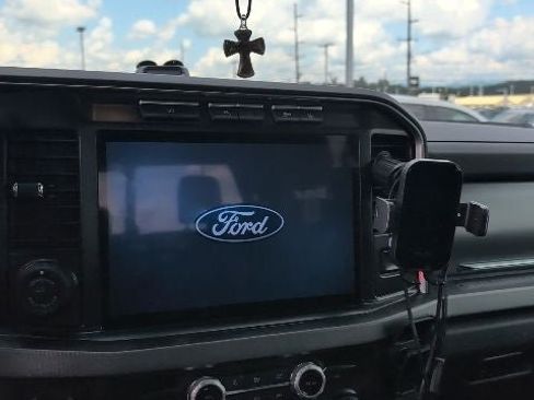 Used 2024 Ford F250 Platinum w/ Tremor Off-Road Package AWD/4WD image 9
