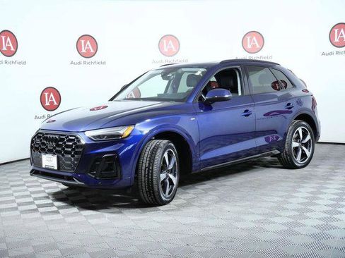 Used 2023 Audi Q5 2.0T Premium Plus w/ Premium Plus Package AWD/4WD image 4