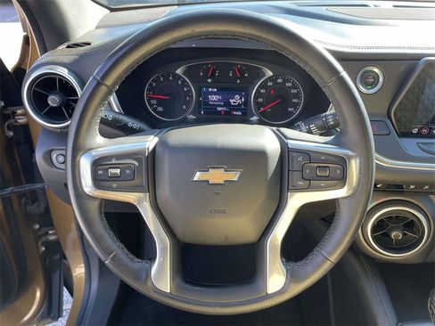 Used 2019 Chevrolet Blazer LT image 18