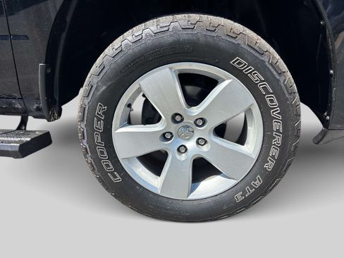Used 2012 RAM 1500 Express AWD/4WD image 29