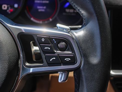 Used 2023 Porsche Cayenne Platinum Edition AWD/4WD image 23