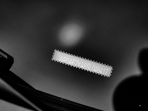 Used 2025 Porsche Panamera 4 image 34