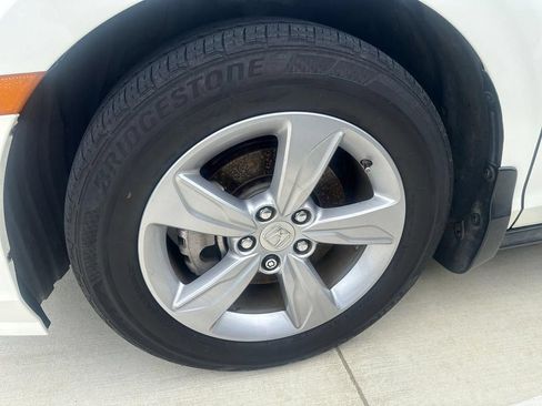 Used 2018 Honda Odyssey EX-L image 12