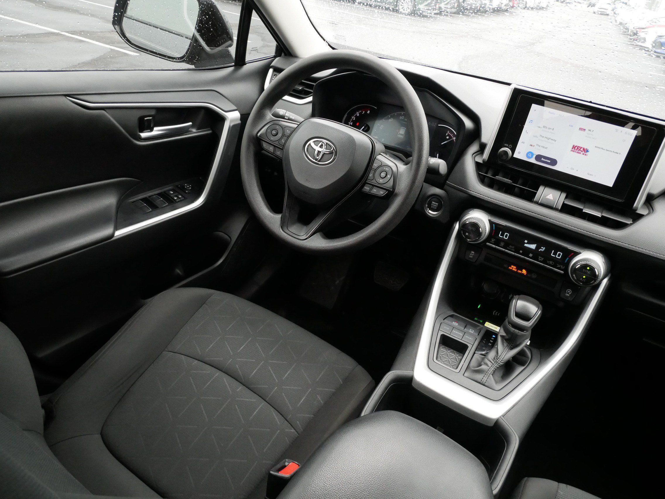 Certified 2024 Toyota RAV4 XLE w/ Convenience Package FWD image 9