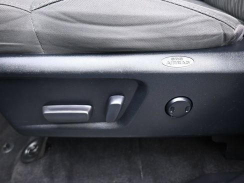Used 2019 Toyota Tundra SR5 w/ SR5 Upgrade Package RWD image 12