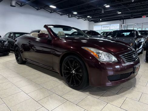 Used 2010 INFINITI G37 Sport w/ Premium Pkg image 9