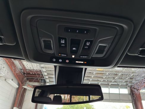 Used 2020 Chevrolet Silverado 1500 LTZ w/ LTZ Premium Package image 30