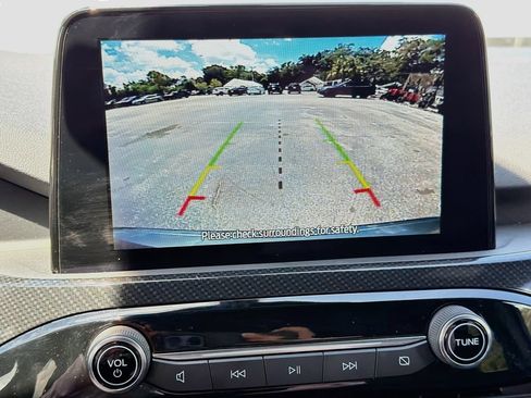 Used 2023 Ford Escape ST-Line FWD image 32
